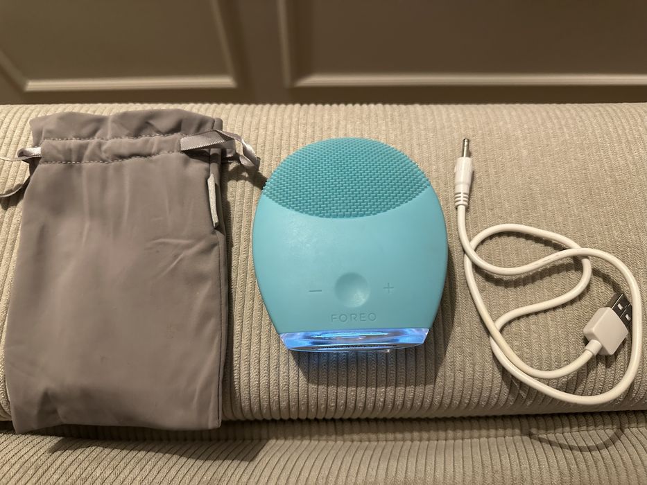 Foreo Luna 2 pentru ten gras