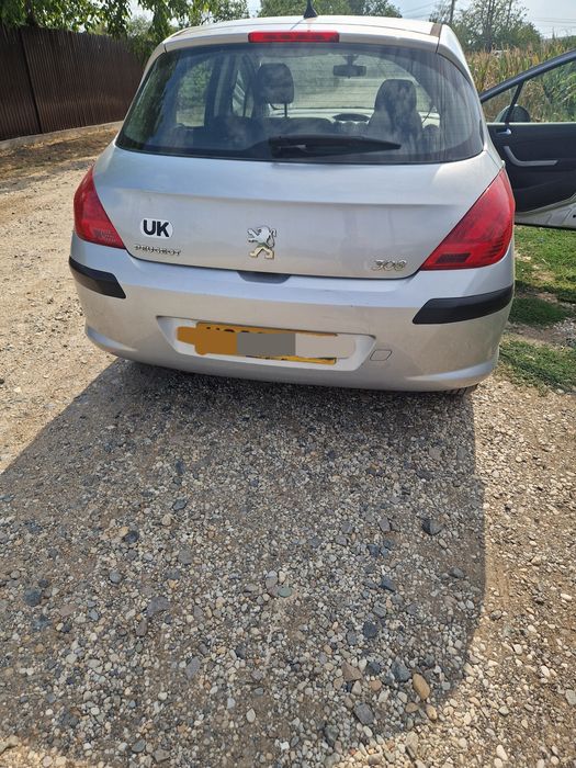 Dezmembrez Peugeot 308