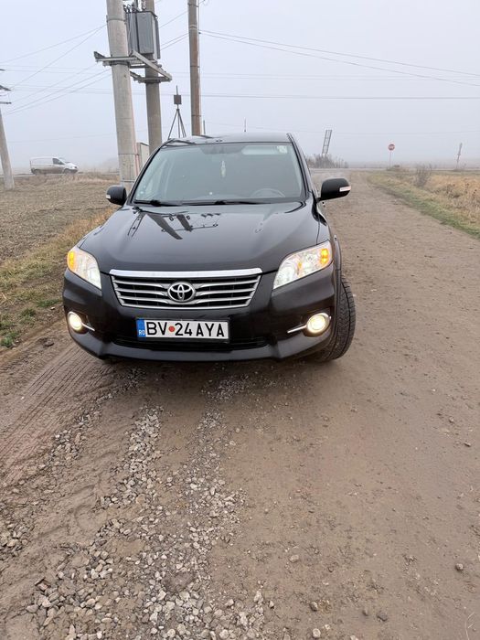 Toyota RAV 4!!!!!