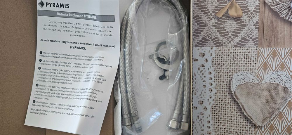 Смесител за мивка Piramis