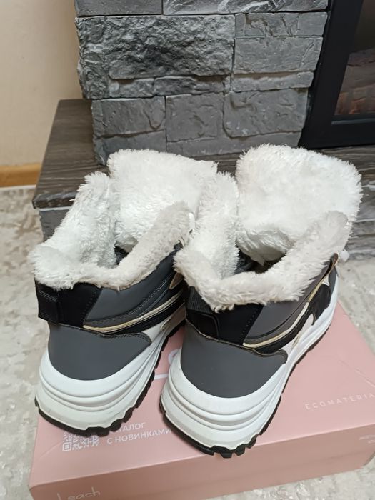 Кроссовки зимние 36-37