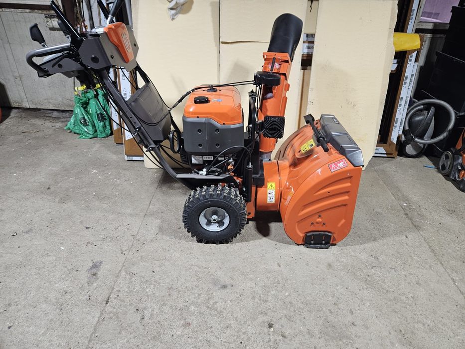 Husqvarna freza de zăpadă nouă an 2022