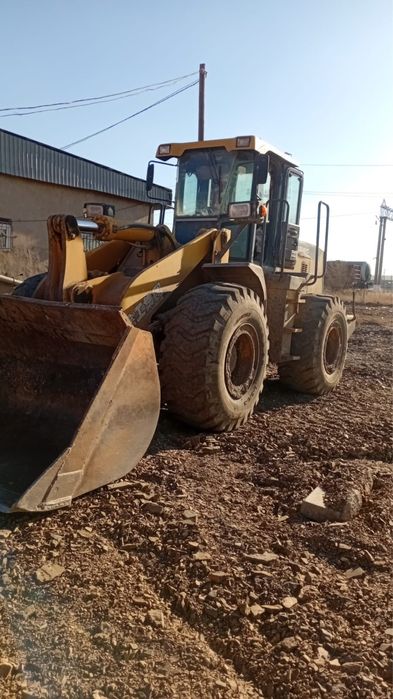 трактор , спецтехника