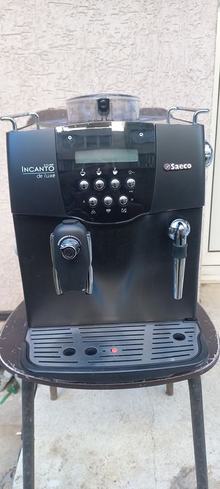 Продавам кафемашина  Саеко инканто де лукс