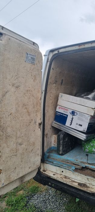 Vand Ford Transit cu climă 2500euro.Fara rugina
