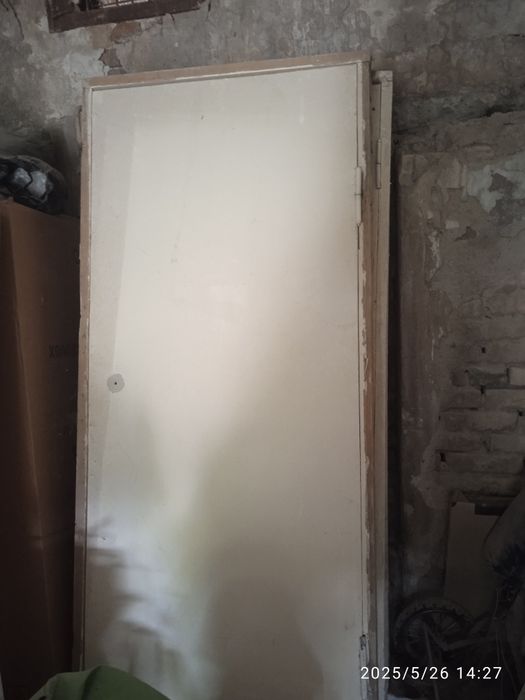 Продам дерева брус и деспе и двер и газплити