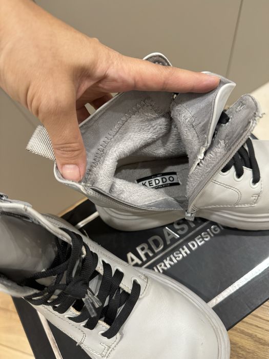 Продам обувь для девочки