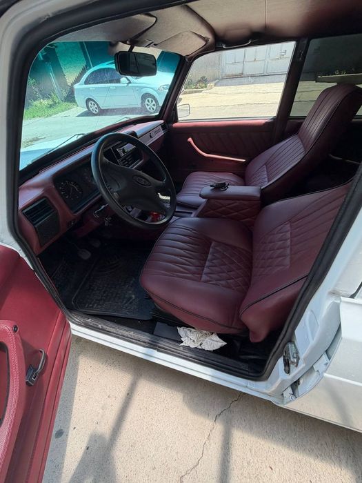 Vaz 2107 sotiladi qizqanla bosa tel qlila