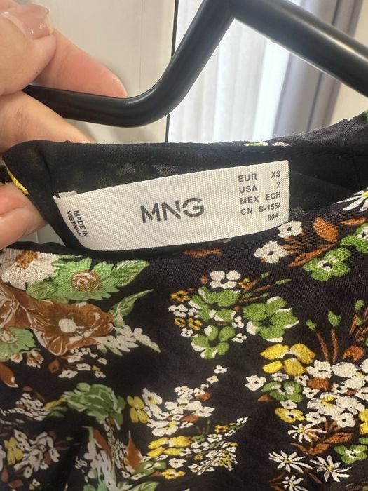 Платье Манго классное