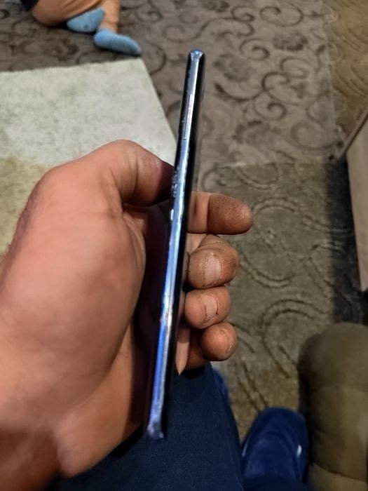 Продавам Samsung S8 plus