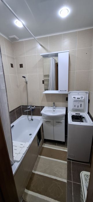 Продам 4 комн.квартиру