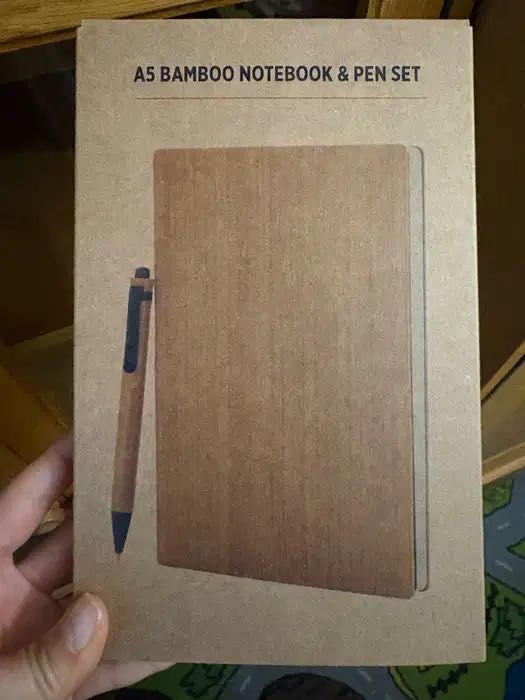 A5 notebook agendă bambus cu pix