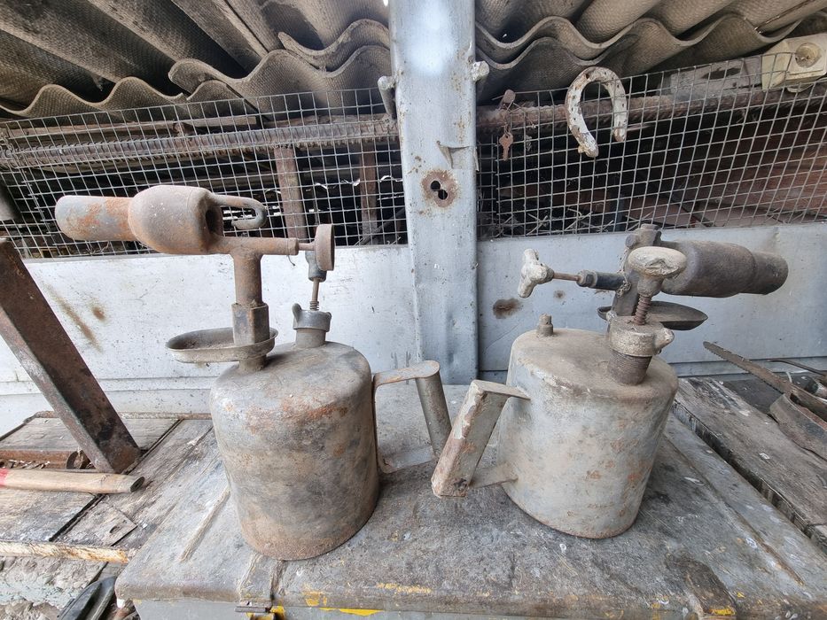 Продам топоры и молотки