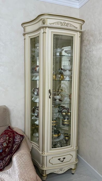 Мебель сатылады.