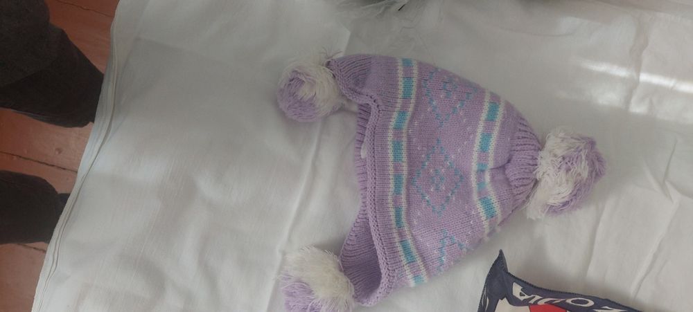 Шапка на девочку 3-4 г