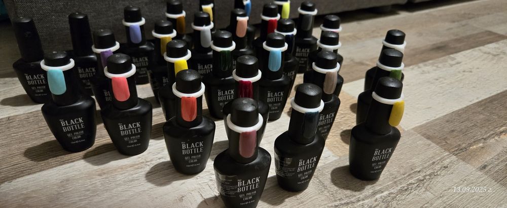 Black bottile гел лакове