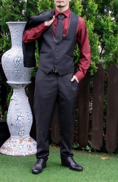 Мъжки костюм за бал