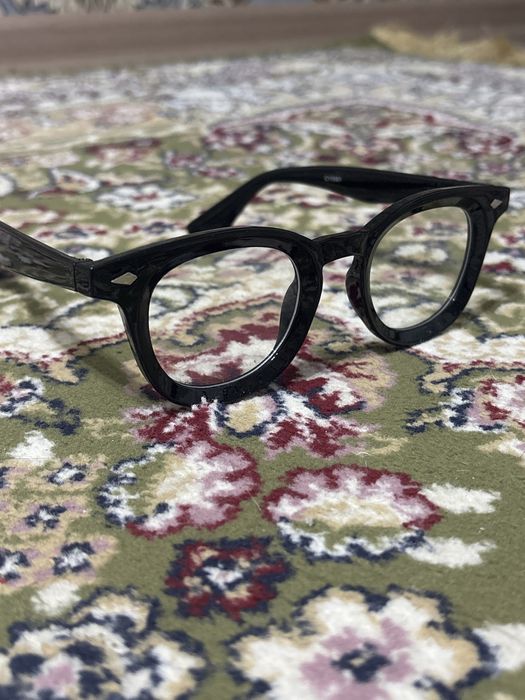 Продам очки красивый