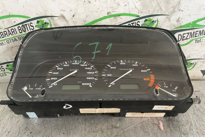 Ceasuri bord 87 001323 Volkswagen VW Polo a 3-a generatie 6N