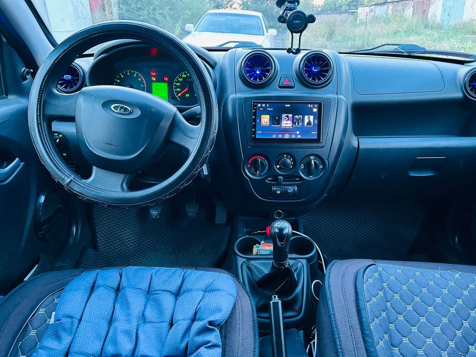 Продам машину гранта