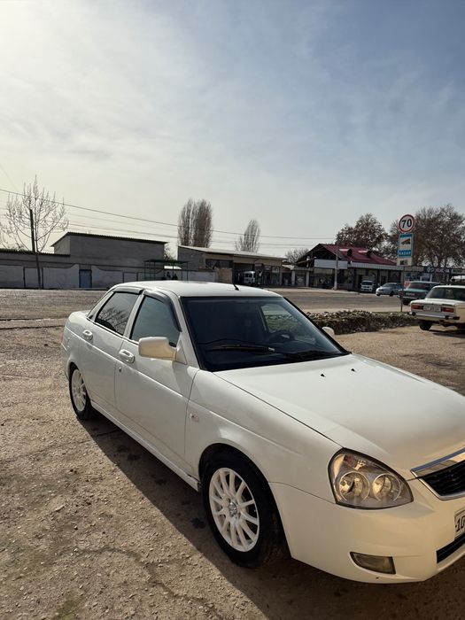 Lada  Priora 1.6