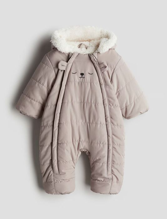 Зимен ватиран космонавт