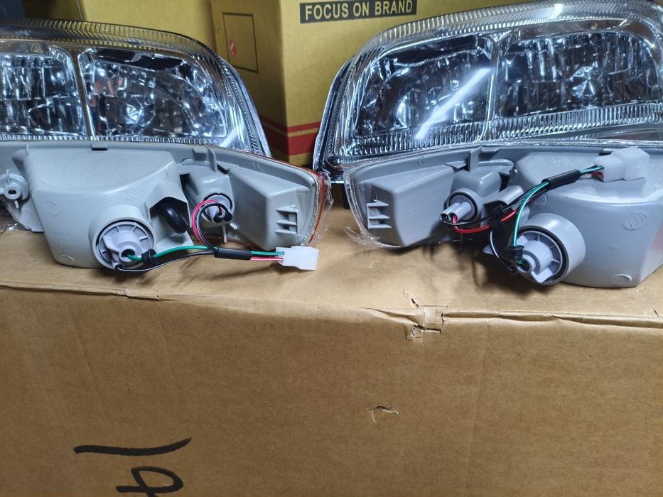 Фары передние Раф 4/RAV4