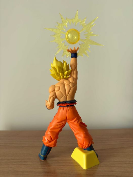 Figurină Dragon Ball Z GxMateria Goku Ver. IV 17 cm – Fără cutie