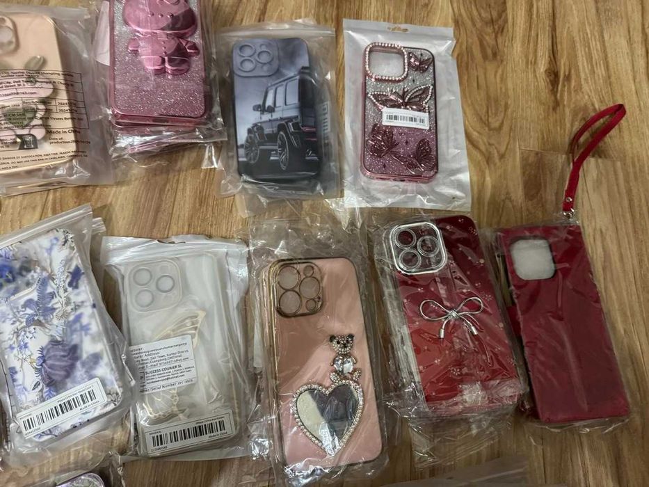 Чехлы для Iphone 15 Pro Max стразы камушки зеркало плющевый