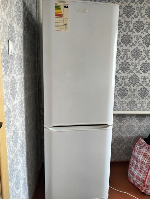 Холодильник Бирюса 133 (класс А)
