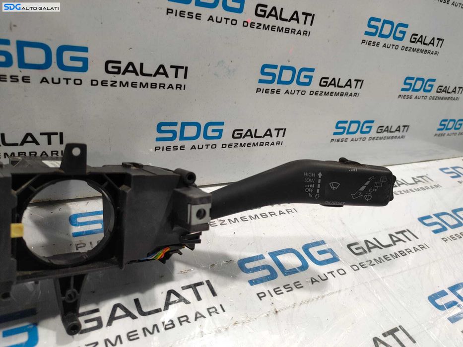Ansamblu Semnalizare Faza Lunga Scurta Maneta Manete Stergator Stergatoare Pilot Automat Skoda Rapid 2013 - 2020 Cod 6RA953521C [L4866]