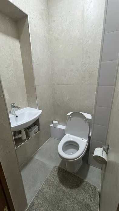 Айбек 3 комнат 93кв цум космонавты Мирабад гостиница Россия вторичка