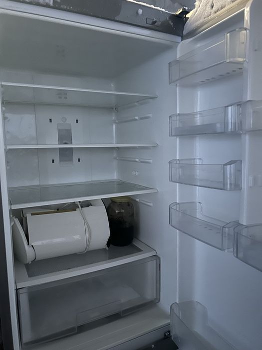 Продам холодильник LG