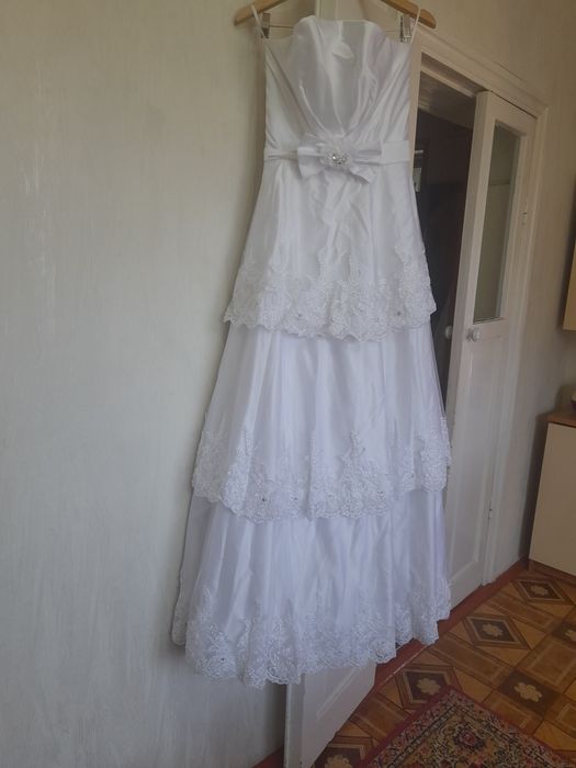 Продам платье свадебное