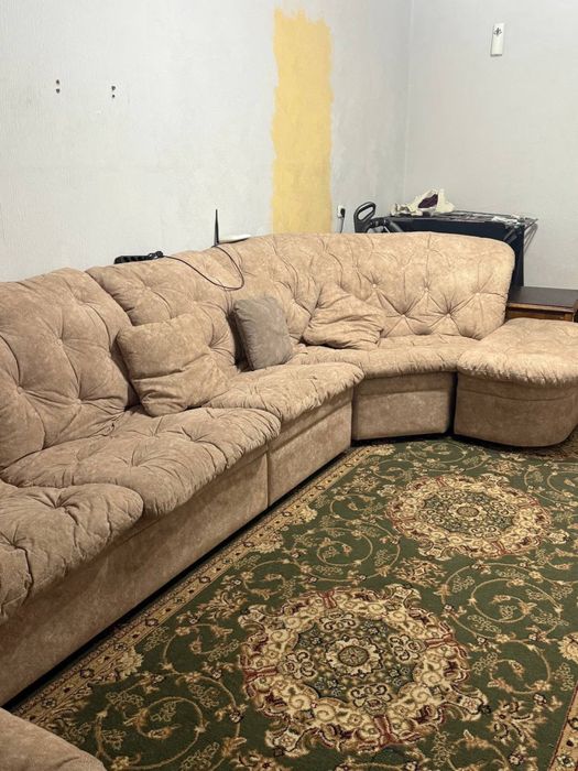 Продадим диван в очень хорошем состояние