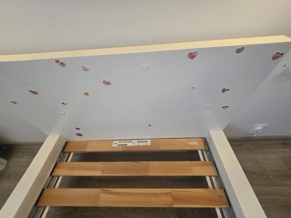 Pat în stare f buna Ikea