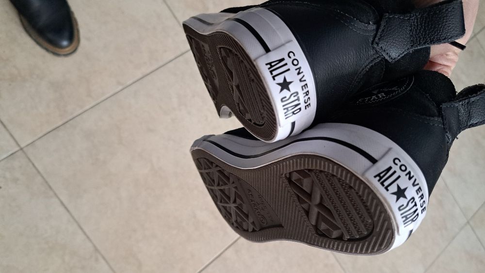 Кецове Converse велур!