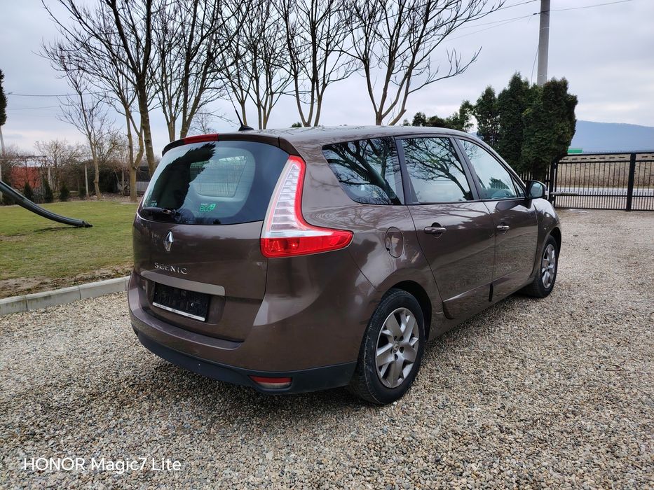 Renault Grand Scenic 1.6 i E5 2011 TOM-TOM. 7 locuri Navi