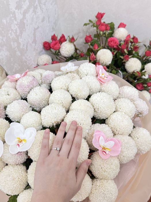 Цветы рафаэлки сегодня получила продается срочно