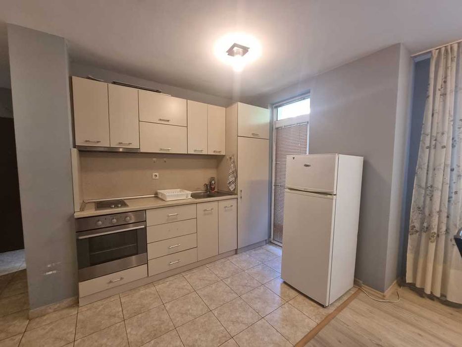 Продава се Тристаен апартамент в Благоевград, Широк център - 102 кв.м за 1373 €/кв.м - Снимка #4