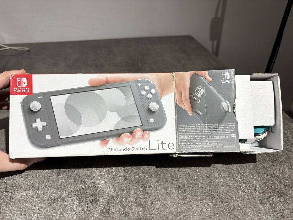 Nintendo Switch Light прошитый