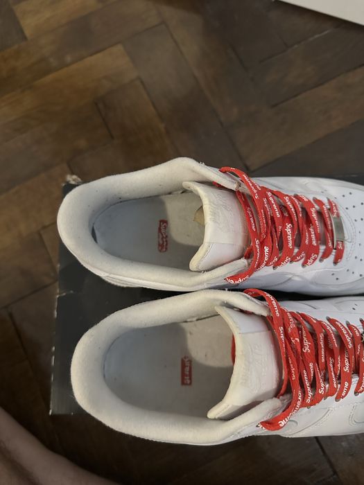 Nike air force 1 supreme