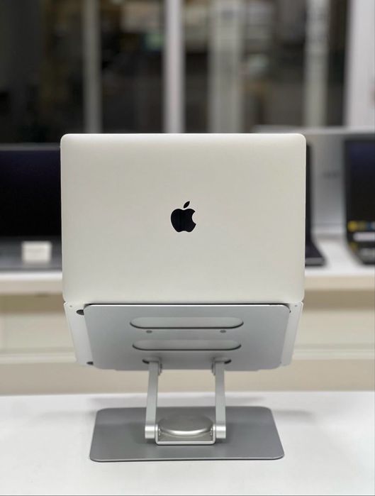 Ноутбук MacBook Pro 2022 Touchbar | M2