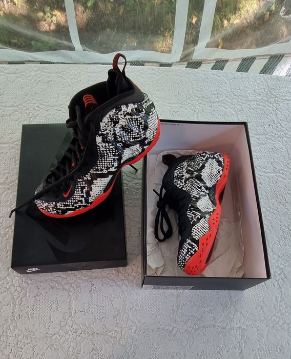 NIKE Foamposite One, 40