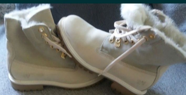 Gheata  Converse 35/37/