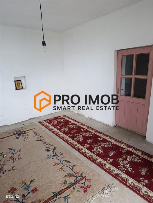 Teren intravilan+constructii zona Clodiru de Sus