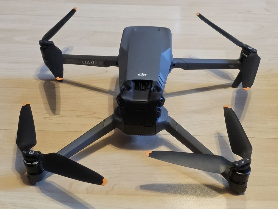 DJI Mavic 3 + DJI RC Pro | 4 цикъла | Фул комплект + Филтри