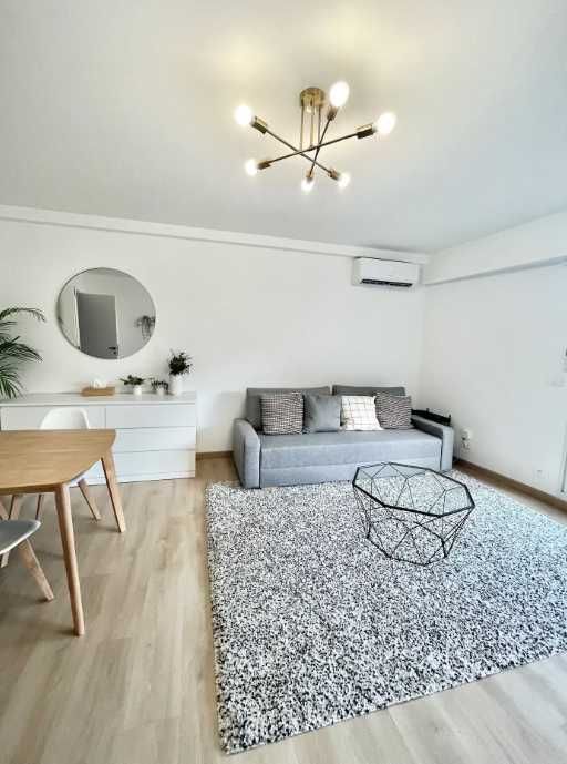 Дава се под наем Двустаен апартамент в Пловдив, Кючук Париж - 63 кв.м за 280.5 € - Снимка #1