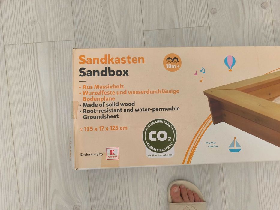 Lada de nisip NOUA din lemn masiv