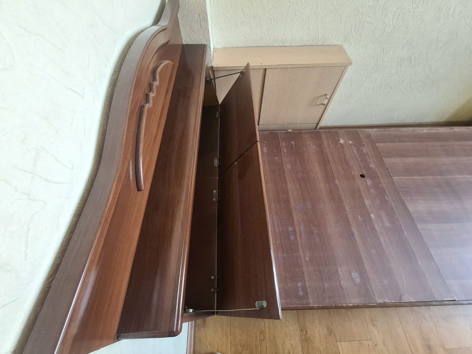 Односпальные кровати с матрасом